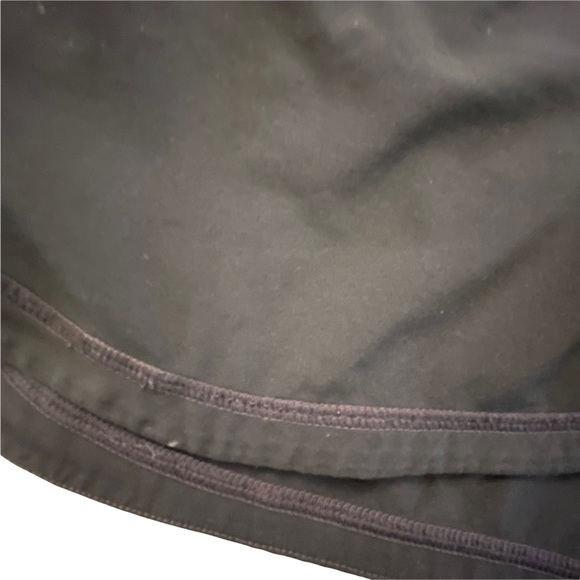 Lululemon Athletica Black Groovy Run Shorts, Sz 6 - Picture 7 of 8